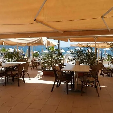 Geo Hotel